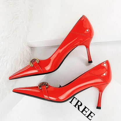 7Cm Heels Metal Buckle Women Pumps In Patent Leather Kitten Style Red / 34