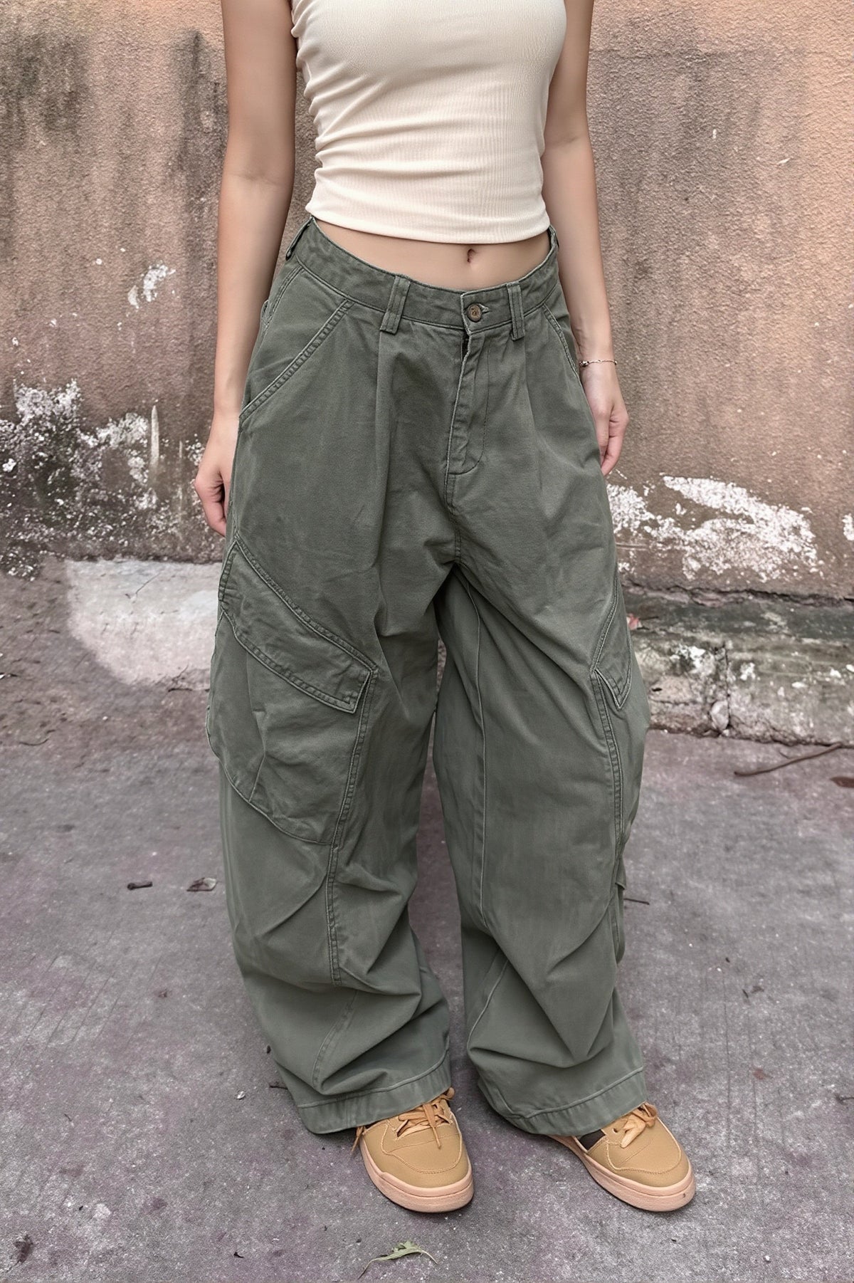 Washed Pleated Wide Leg Cargo Pants