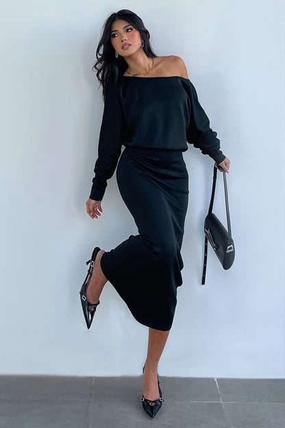 One Shoulder Ruched Long Sleeve Maxi Dress