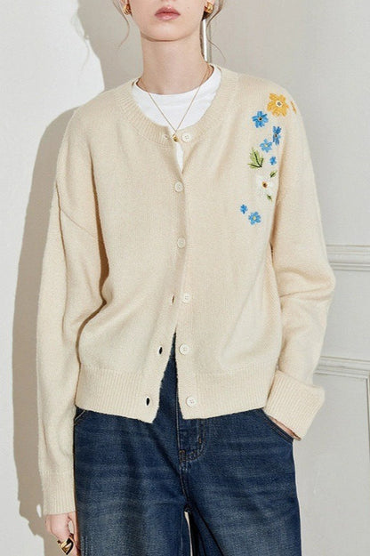 Vintage Floral Embroidery Sweater