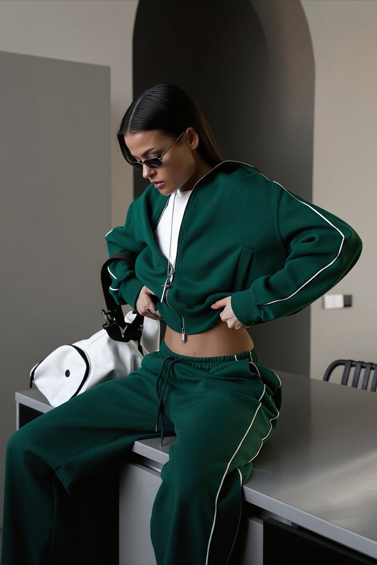 Contrast Piping Zip Front Jogger Hoodie Two Piece Set
