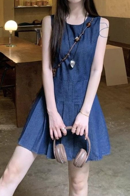 Sleeveless Pleated Denim Dress