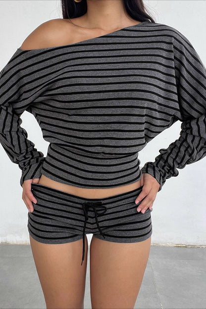 Printed Striped Loose Asymmetric Shoulder Blouse
