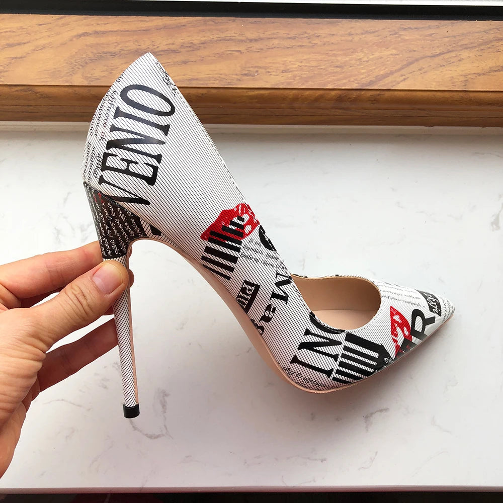 White Pointy Toe High Heel Dress Shoes With Graphic Print For Women