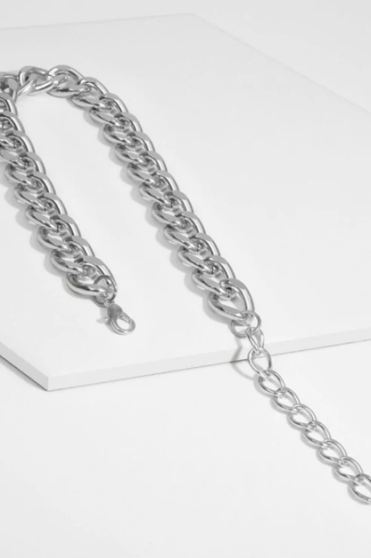 Link Chain Collarbone Necklace