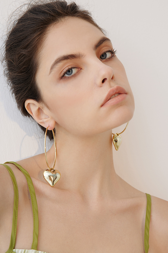 Heart Shaped Earrings Gold
