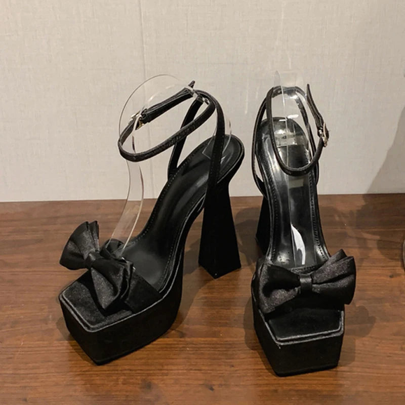 Ultra High Heel Platform Sandals For Women On The Runway