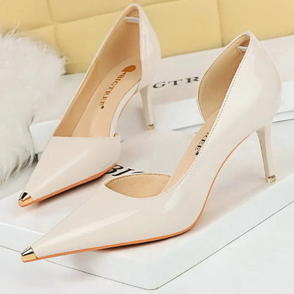 Patent Leather Women Pumps With Metal Tip High Heels 7 Cm And 10.5