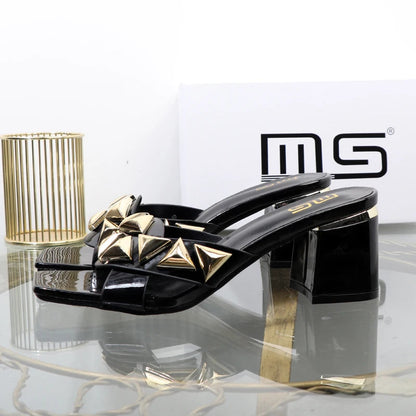 Metal Decorative Willow Nails Open Toe Sandals With 7Cm Thick Heels