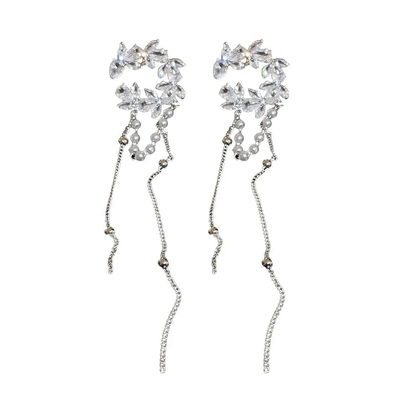 Lizakosht Korea Fashion Pearl And Zirconia Moon Tassel Clip Earrings For Women Luxury Ear Cuff