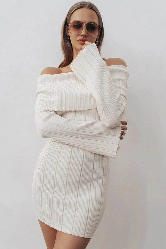 48595622461717|48595622625557|48595622658325