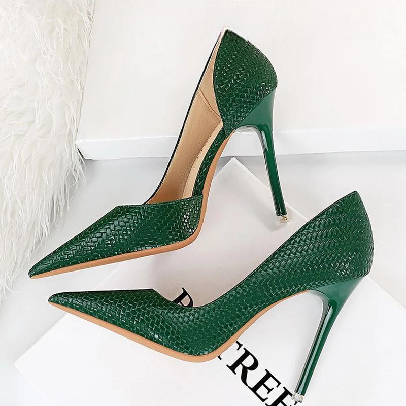 Red Women Pumps With New Weave Pattern High Heels Green / 34