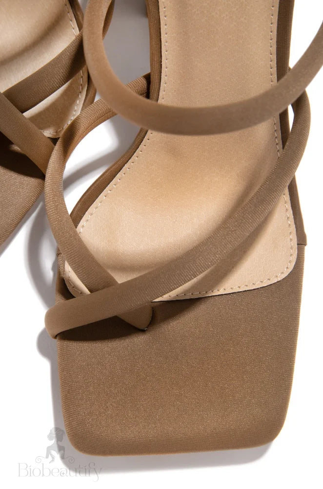 Aiden Heels In Mocha 8.5 /