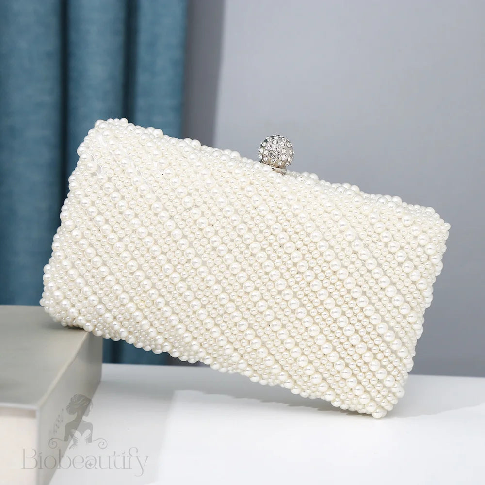 Amelia Pearl Clutch