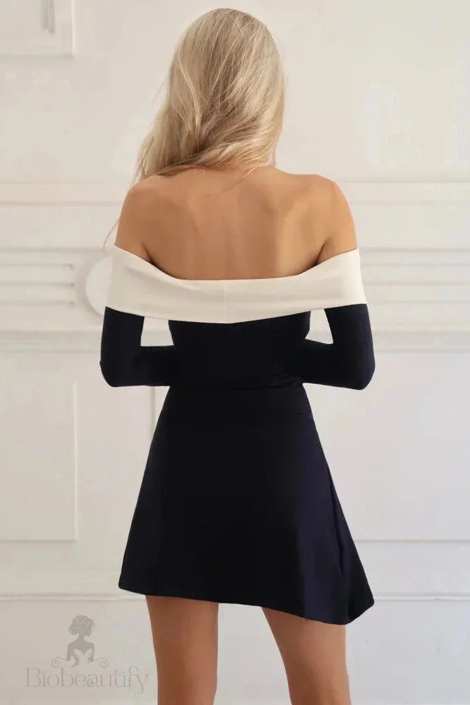 Backless Long Sleeve Slim Mini Dress