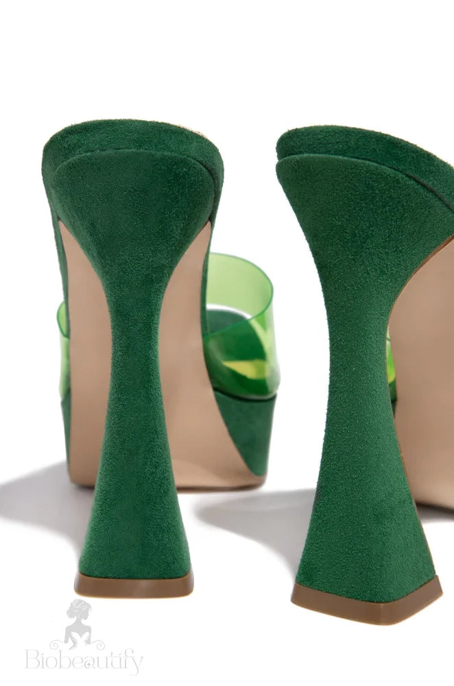 Barbie Platform Heels 8.5 / Green