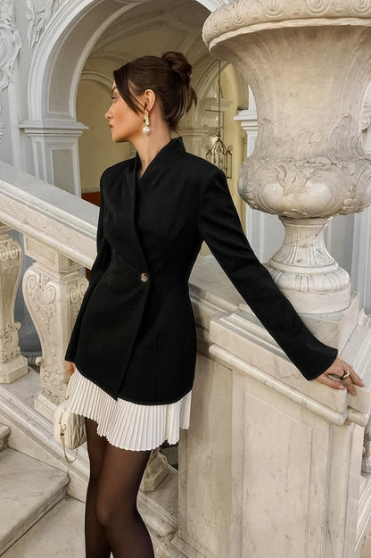 Contrast Pleated Hem Fitted Blazer