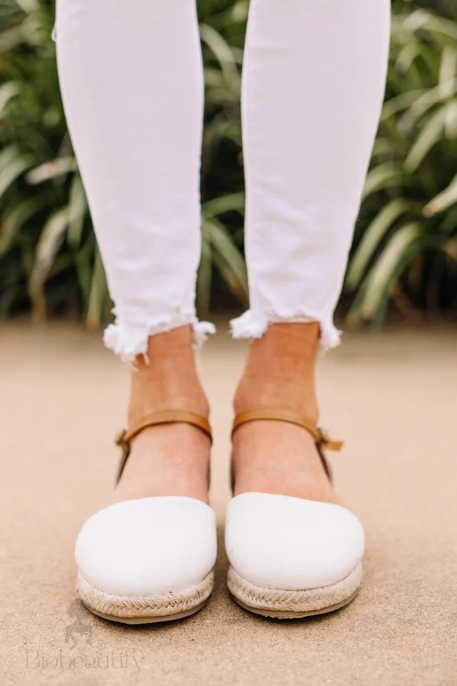 Beige Brown Espadrilles Flats 6 /