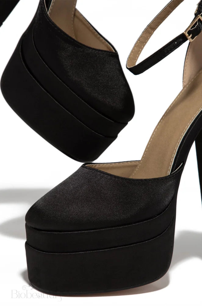 Blanca Black Heels 8.5 /