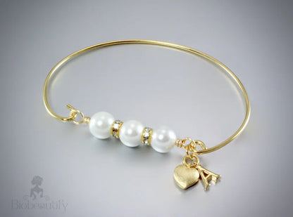 Brittany Personalized Pearl Bracelet For Bridesmaids - Multiple Colors Available White