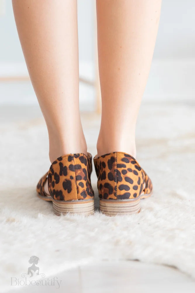 Brown Leopard Flats - Meet You There 8 /