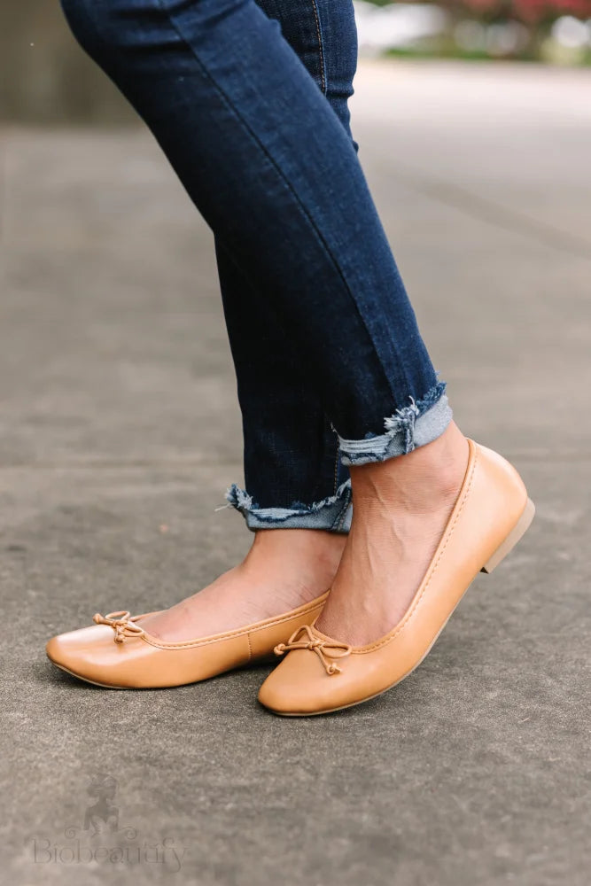 Camel Brown Ballet Flats With Pep 5.5 /