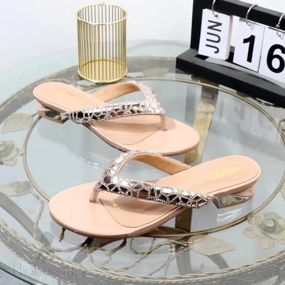 Clip Toe Low Heel Rhinestone Women’s Slippers For Summer Wear