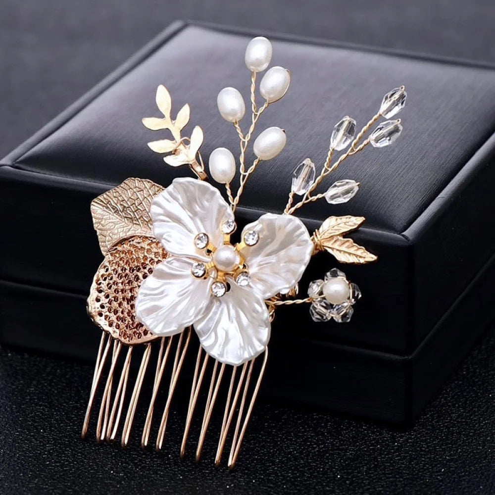 Clover Pearl And Crystal Bridal Hair Comb In Yellow Gold Silver