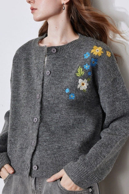 Vintage Floral Embroidery Sweater