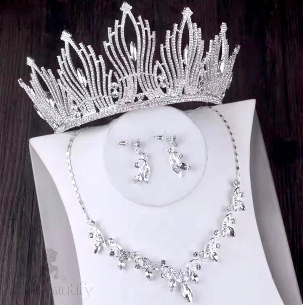 Edyta Wedding Tiara With Crystals