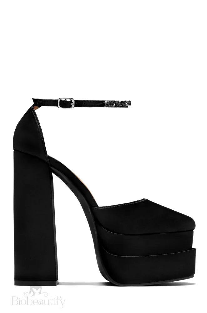 Elana Black Heel 7.5