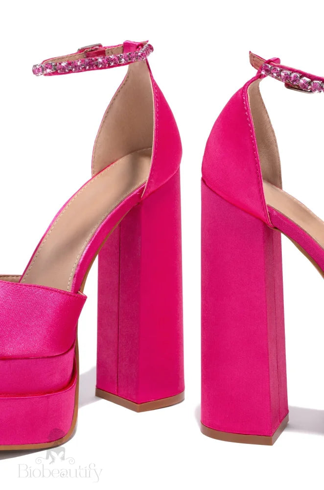 Elana Heel In Fuchsia 8.5 /