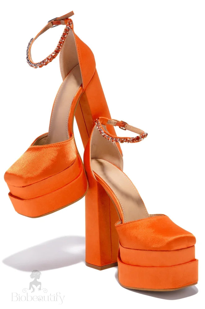 Elana Heel In Orange 8.5 /