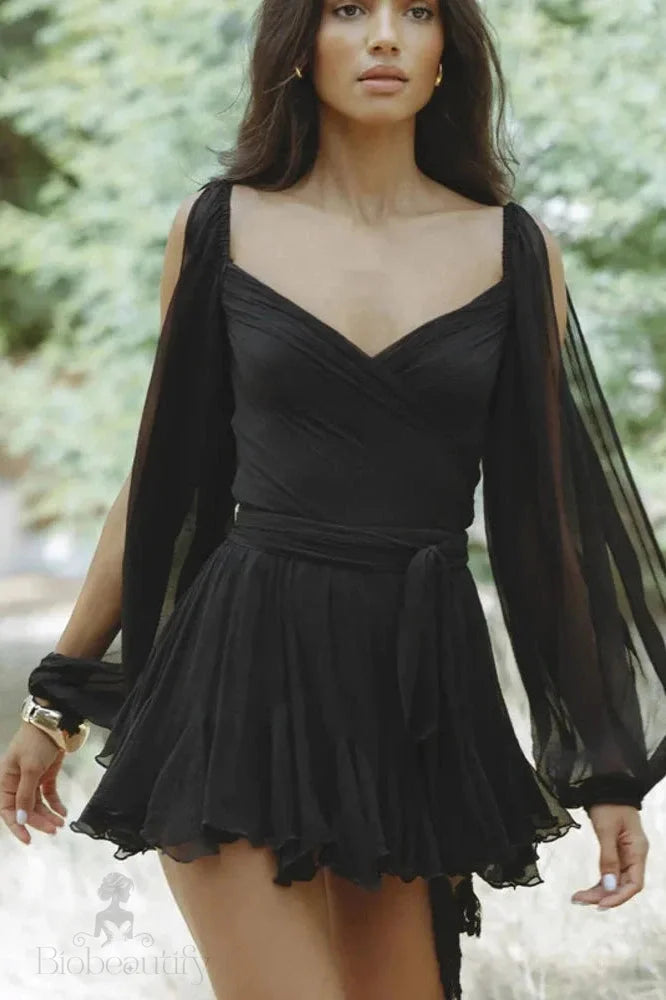 Elegant Pleated Backless Mini Dress With Long Sleeves