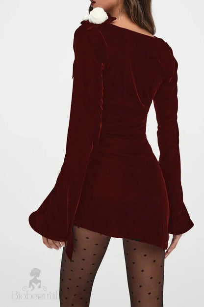 Elegant Slim Fit Mini Dress With Long Sleeves