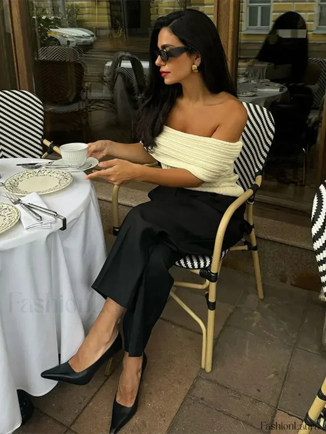 Elegant White One Shoulder Knitted Women Sexy Off Shoulder Short Sleeves Slim Sweater Sweaters L