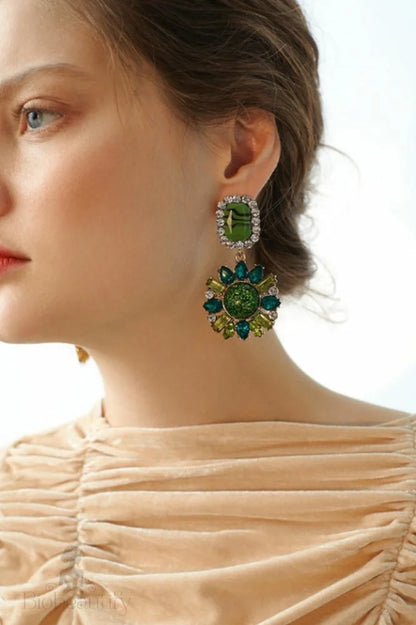 Emerald Gem Dangle Earrings Picture