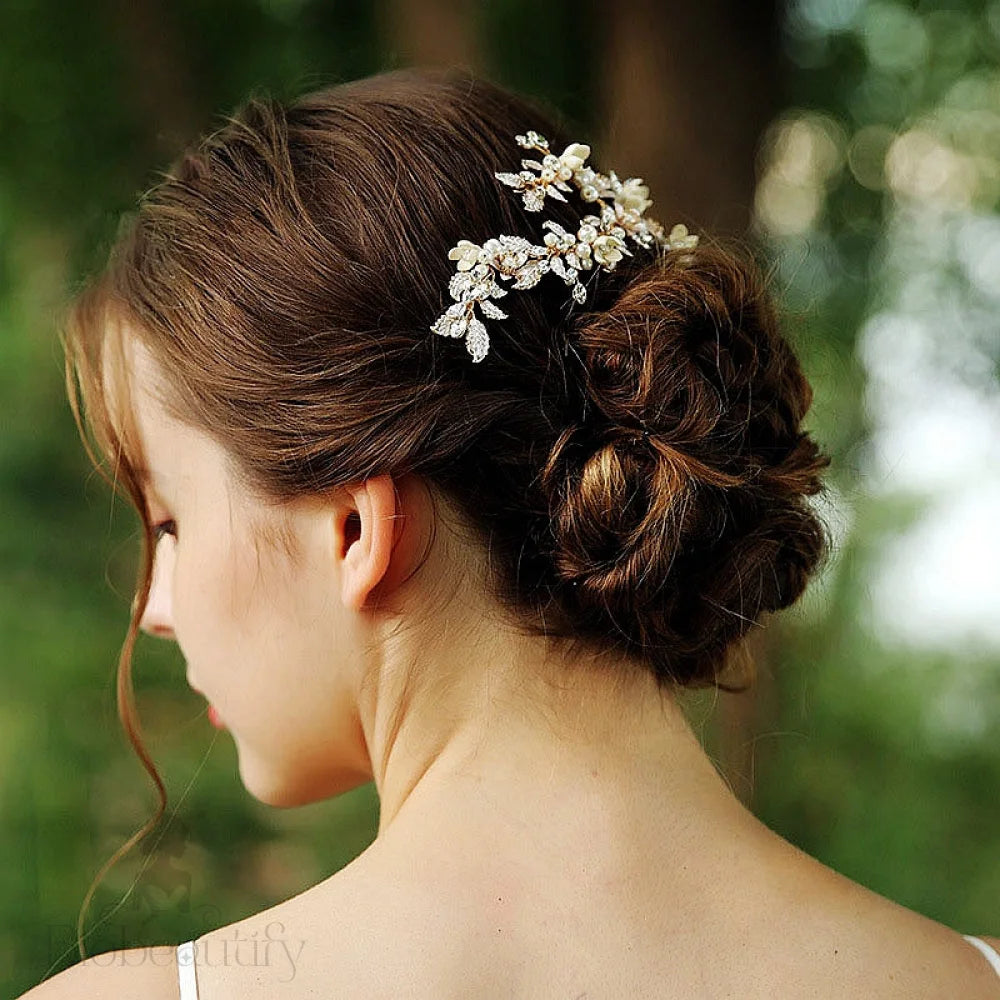 Émilie Handmade Wedding Hair Comb With Austrian Crystals Beads And Pearls In Gold