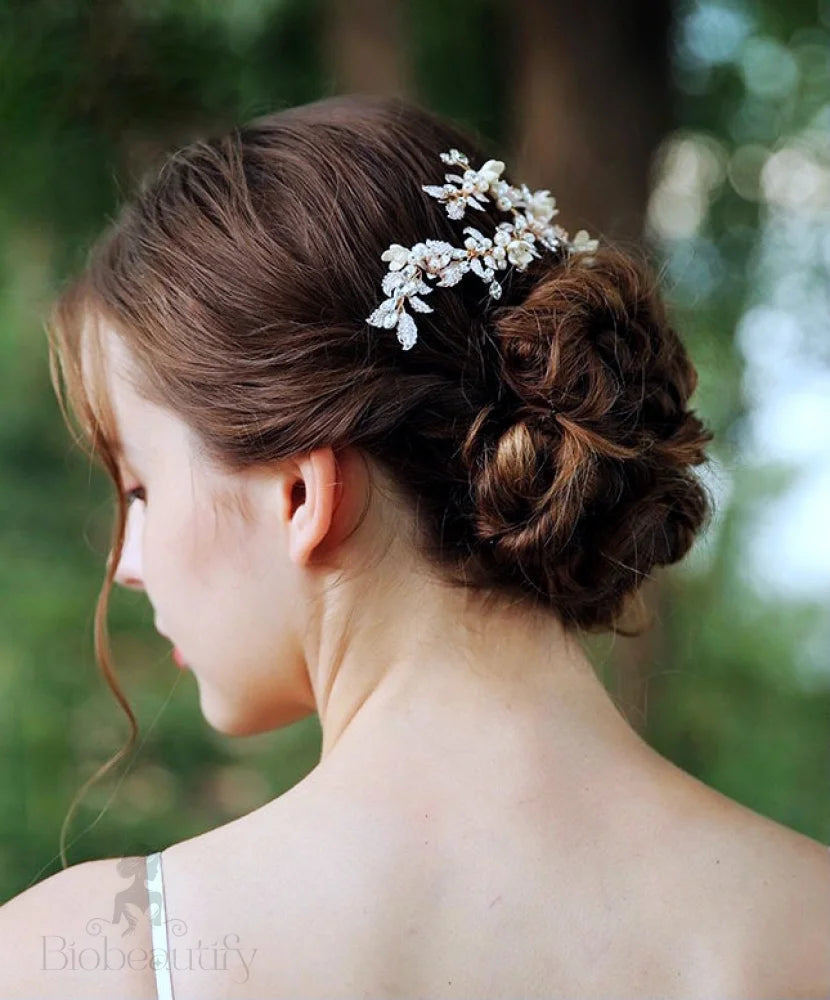 Émilie Handmade Wedding Hair Comb With Austrian Crystals Beads And Pearls In Gold