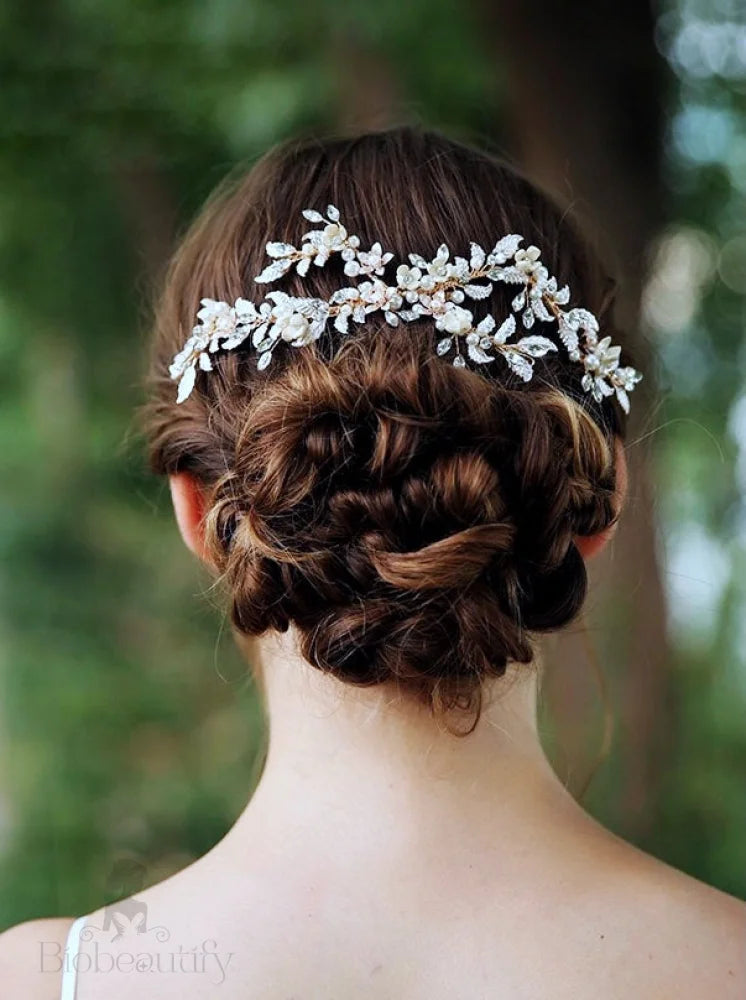 Émilie Handmade Wedding Hair Comb With Austrian Crystals Beads And Pearls In Gold