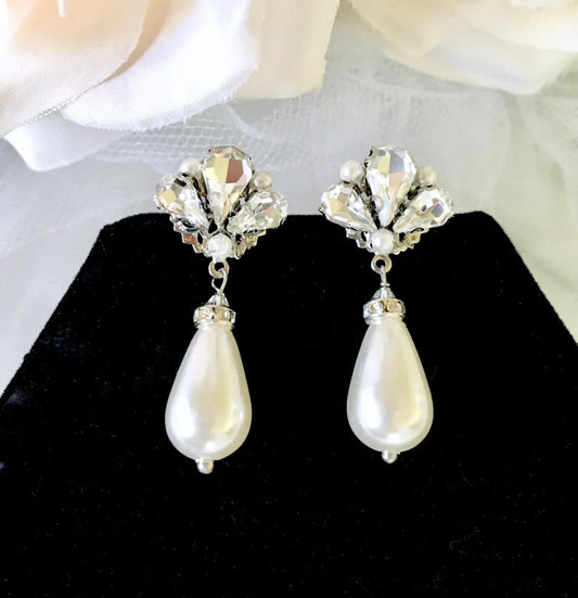 Eunice Vintage Bridal Earrings With Pearl And Rhinestone