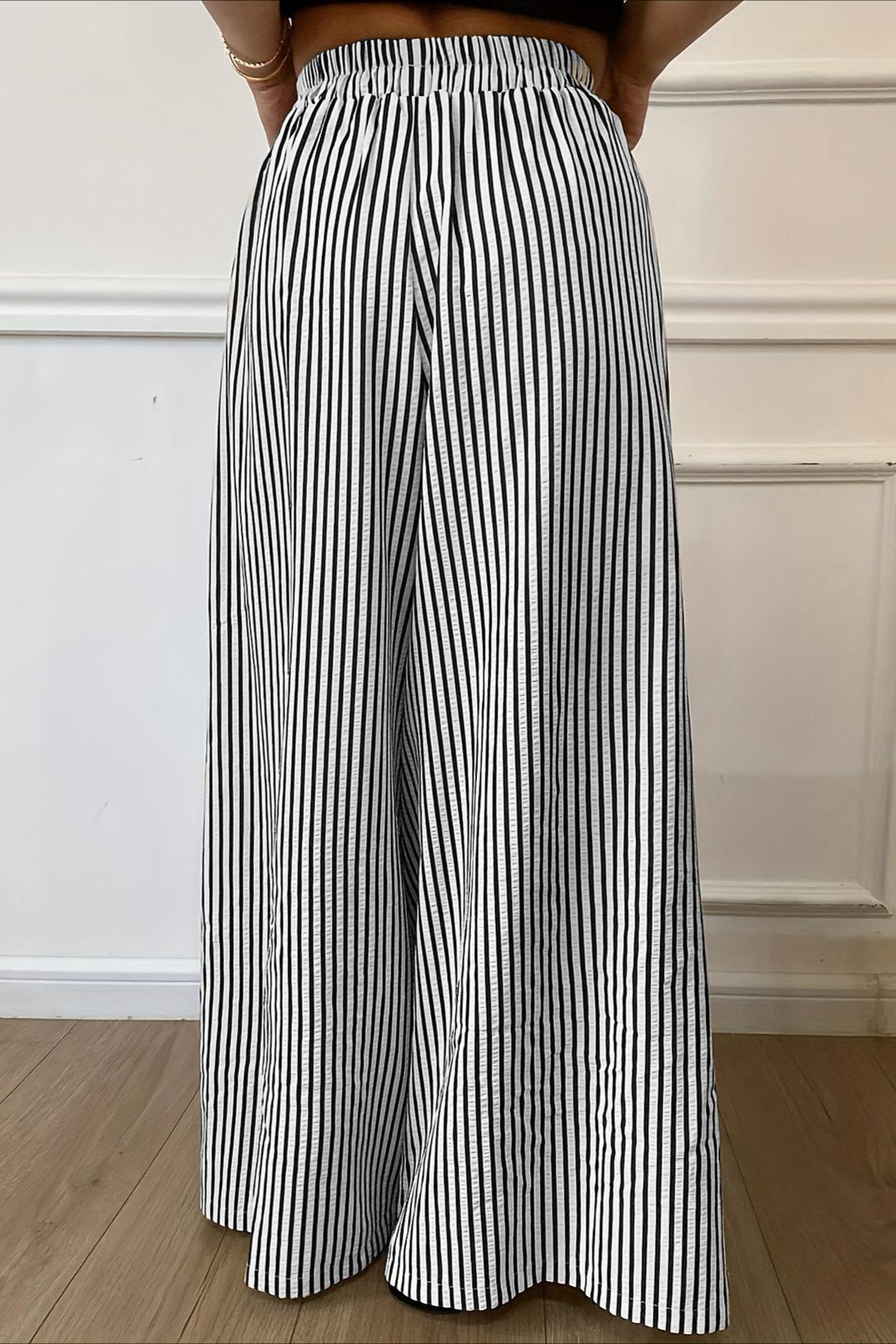 Vertical Stripe Elastic Waist Wide Leg Pants