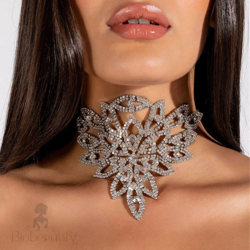 Floral Rhinestone Choker Necklace - Silver