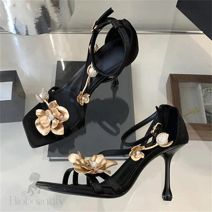 Fretwork Flower Thin Heels Sandals For Women