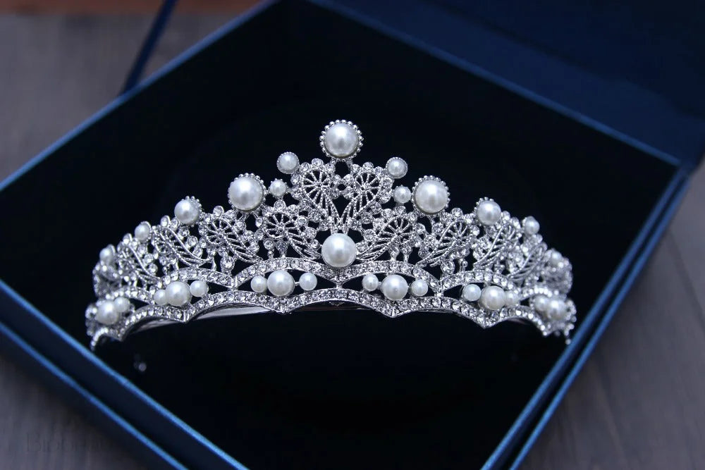 Georgiana Wedding Tiara With Pearls And Crystals