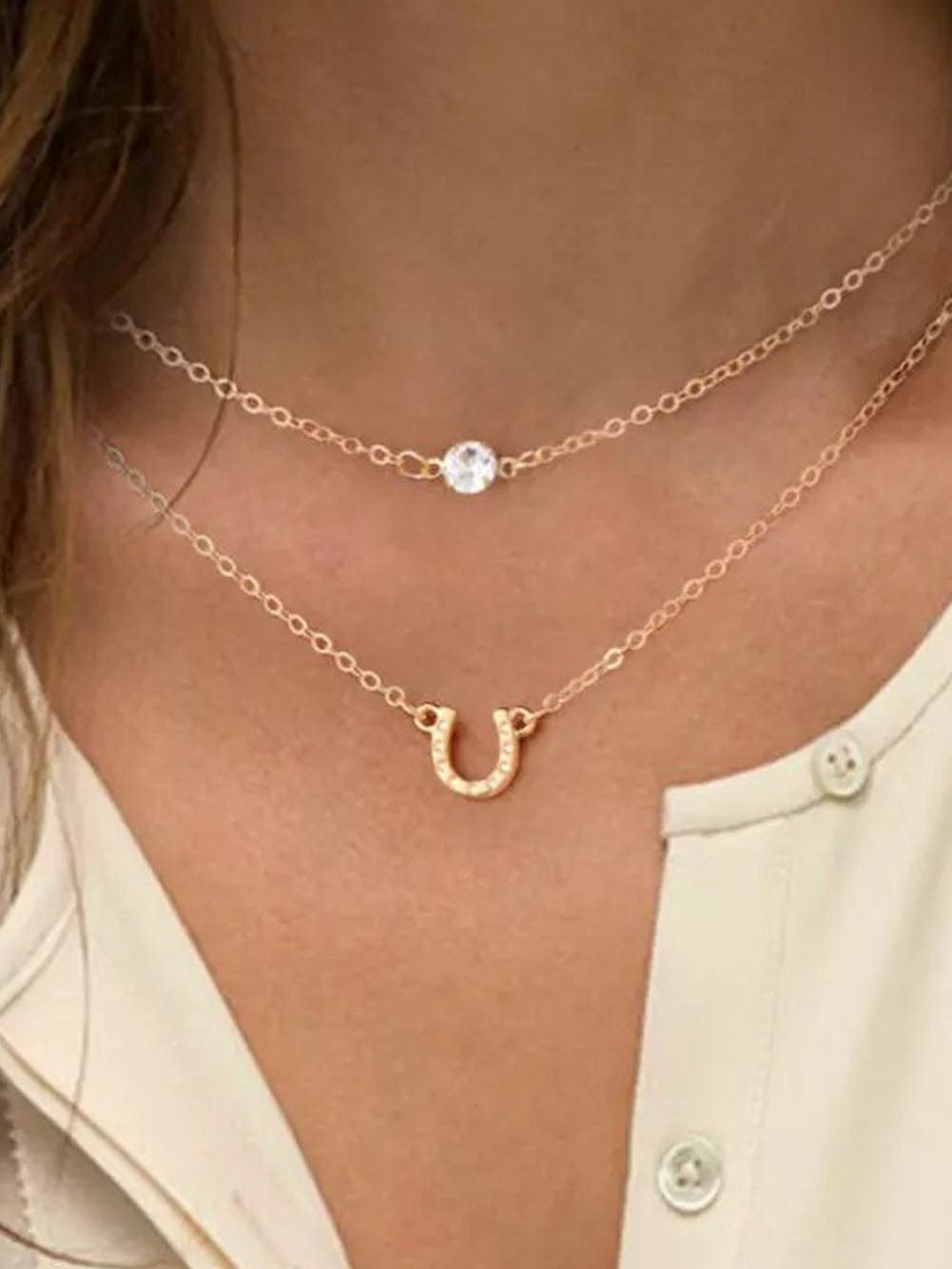 Double-Layer Horseshoe Necklace With Diamonds In Gold