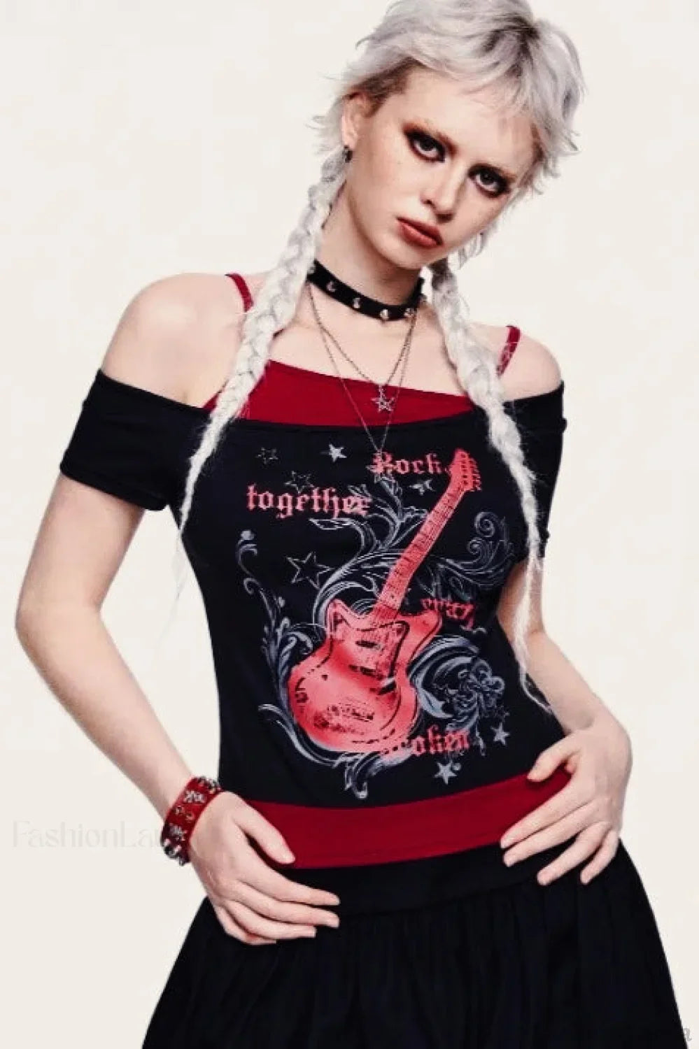 Gothic Print Fashion T-Shirt Black Red / S