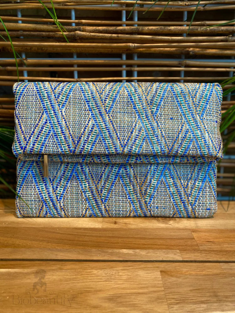 Janae Woven Straw Clutch