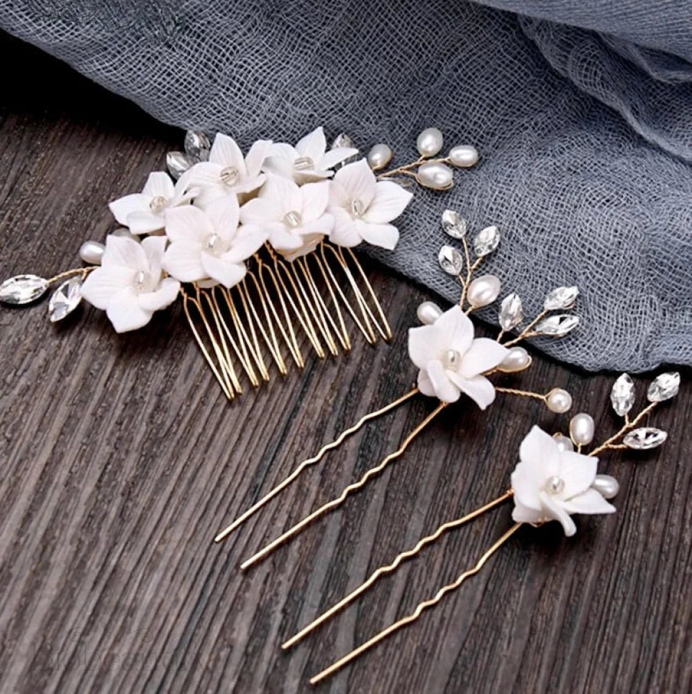 Kalyana Bridal Hair Comb And Gold Ceramic Flower Pins Set