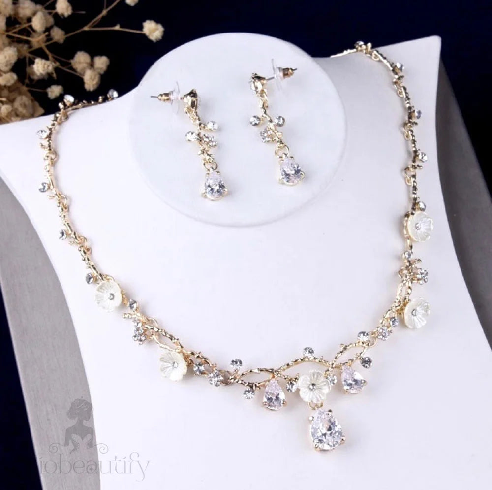 Kariyah Gold 3-Piece Bridal Jewelry Set With Tiara